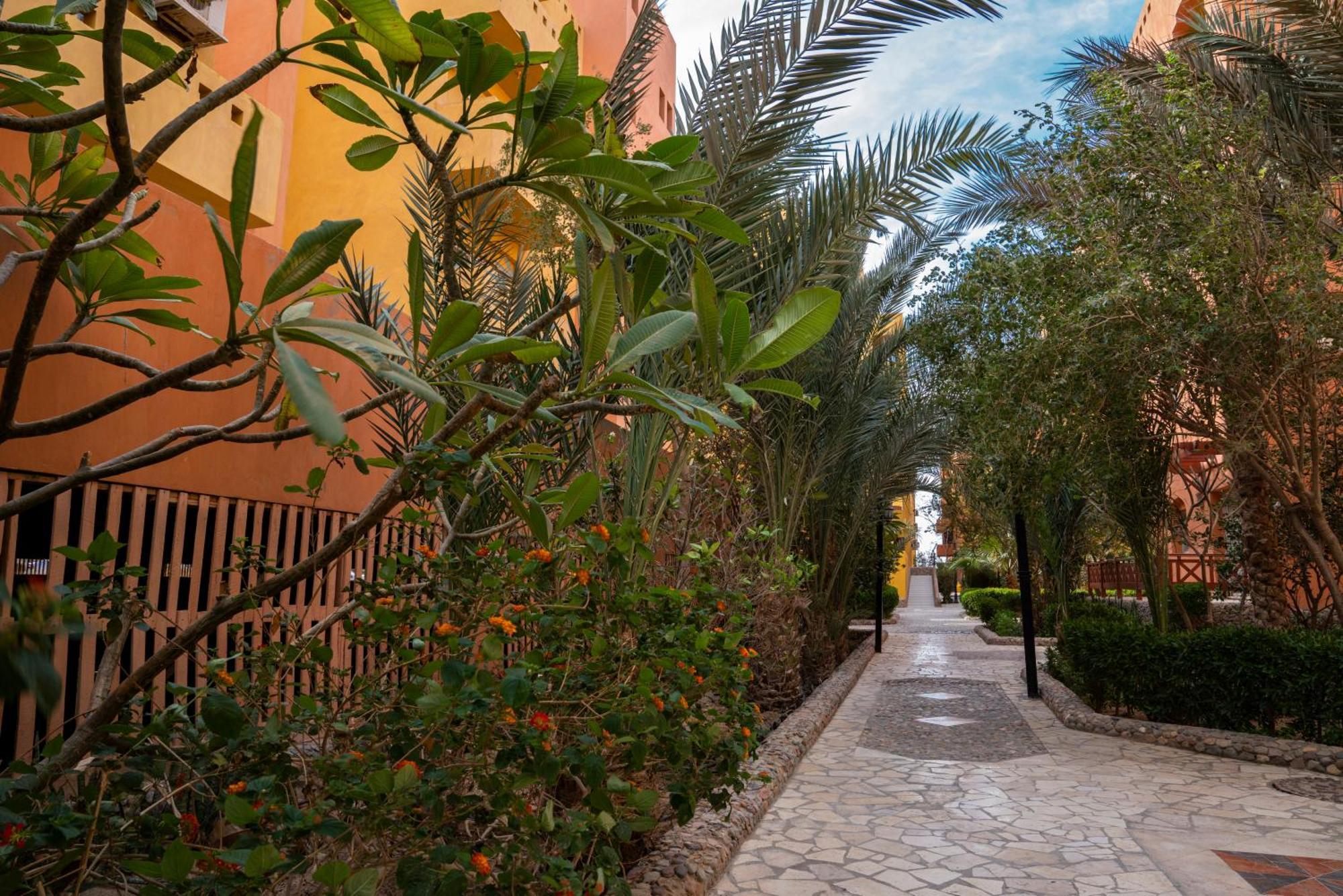 Al Dora Residence Suites Hurghada Eksteriør billede